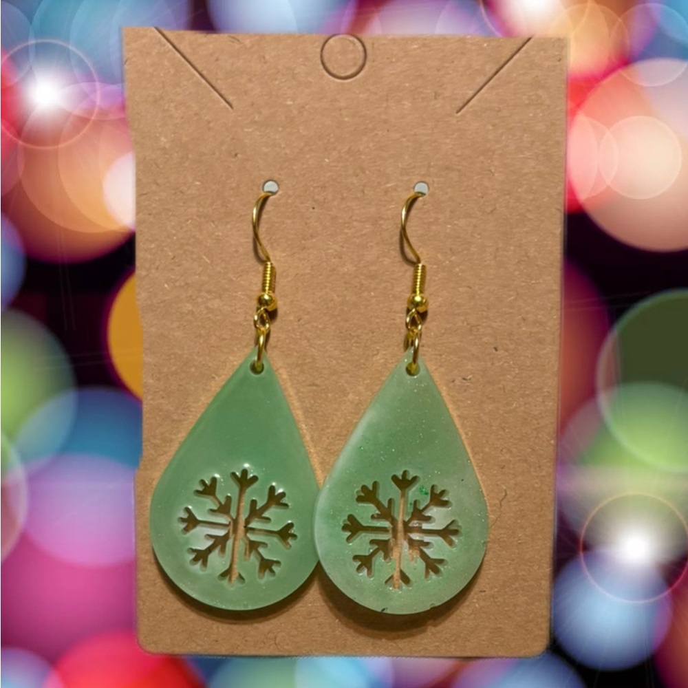 Christmas earring bundle - Picture 3 of 4